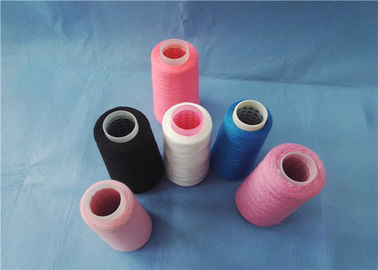 Fils de polyesters tournés 40s/2 sur le tube en plastique, fils 100% de polyesters teints