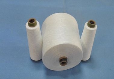 Chine Le noyau de tissage de fil de polyester multi de couleur/polyester a tourné la ténacité élevée de fil fournisseur