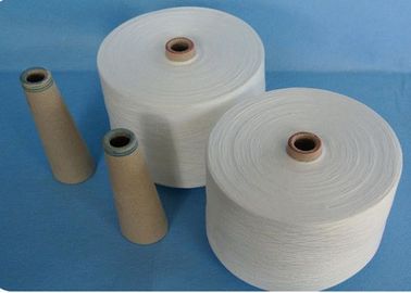 Chine fil tourné par noyau de polyester tourné par anneau de 30S 100% pour tricoter, fil industriel de TFO pour la couture fournisseur