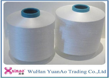 Le polyester blanc cru a donné au fil une consistance rugueuse pour tricoter/tissage/cousant anti- Pilling