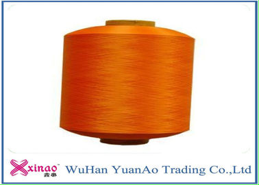 Chine L'aspiration de polyester a donné à des fils une consistance rugueuse le fil/100% de polyesters pour la couverture ou le tapis de couture fournisseur